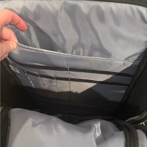 Under Armour Men's Backpack in Black with Gold Logo - Picture 5 of 6